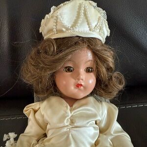 Effanbee Anne Shirley Doll – Vintage w/ Handmade Bridal Gown $60